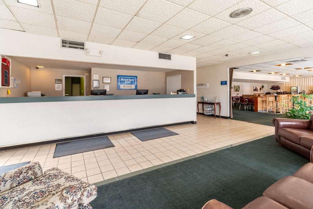 Quality Inn & Suites Vandalia Near I-70 And Hwy 51 ภายใน รูปภาพ