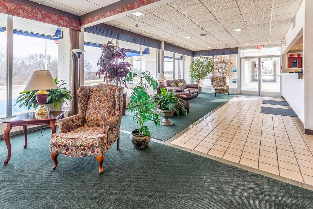 Quality Inn & Suites Vandalia Near I-70 And Hwy 51 ภายใน รูปภาพ